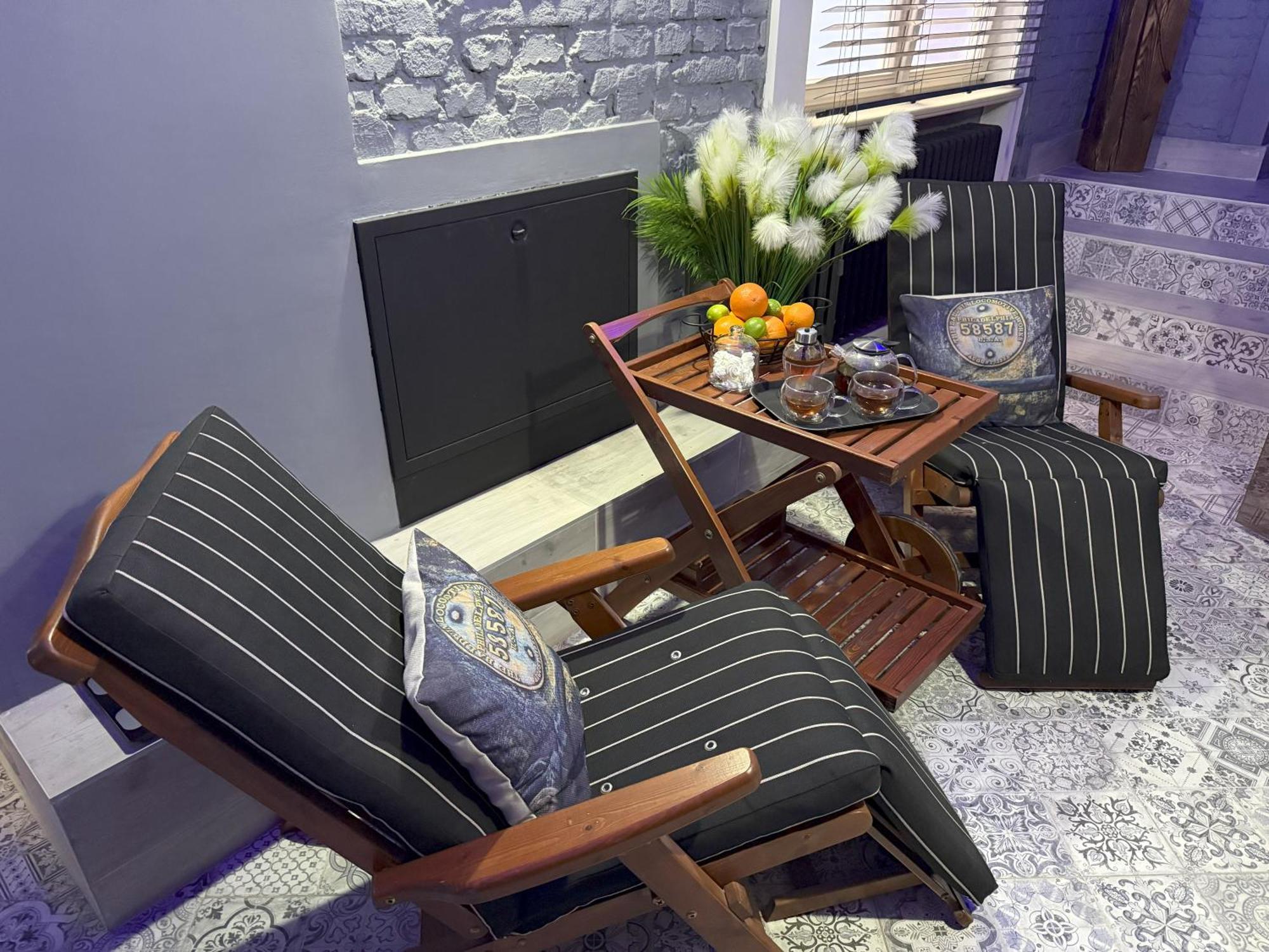 קרלובי וארי Residence Iron Cube מראה חיצוני תמונה