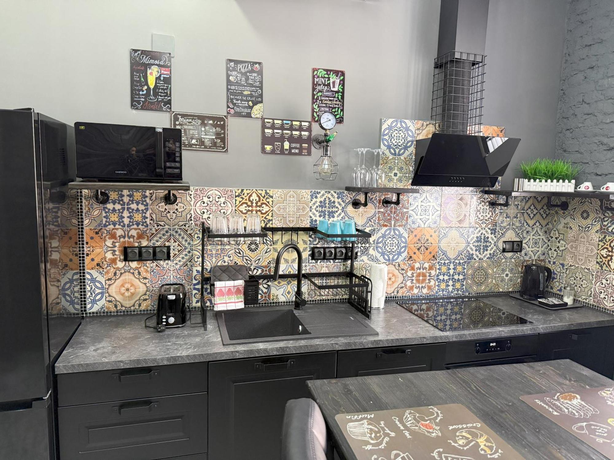 קרלובי וארי Residence Iron Cube מראה חיצוני תמונה